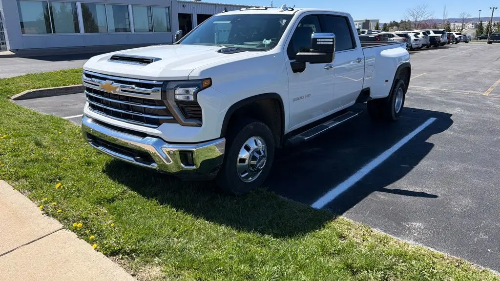 2024 Chevrolet Silverado 3500HD LTZ