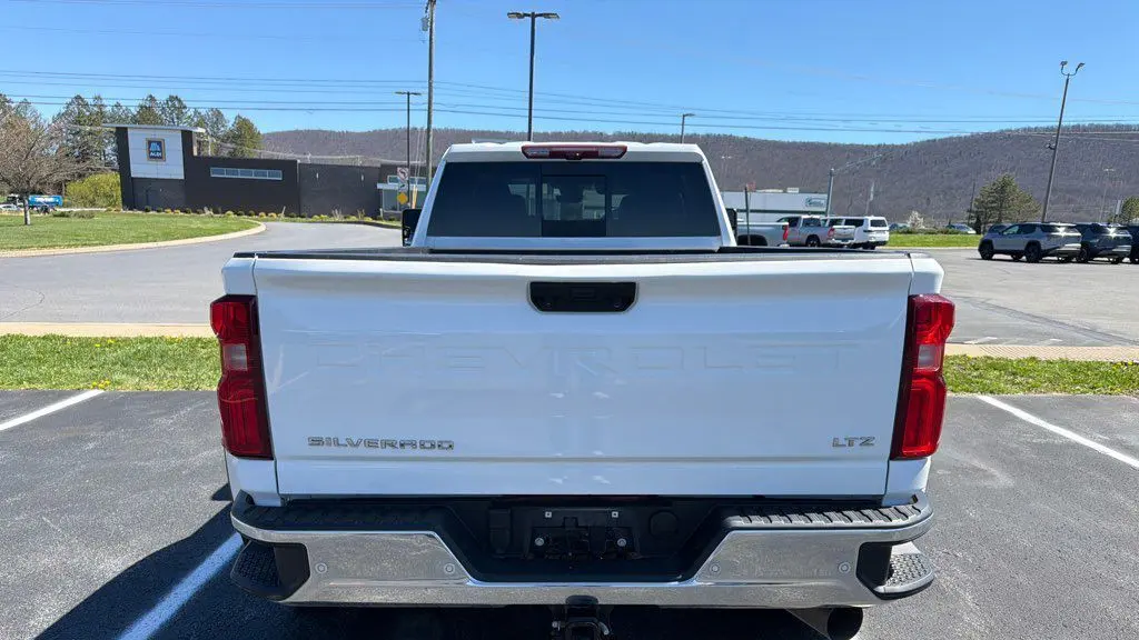 2024 Chevrolet Silverado 3500HD LTZ