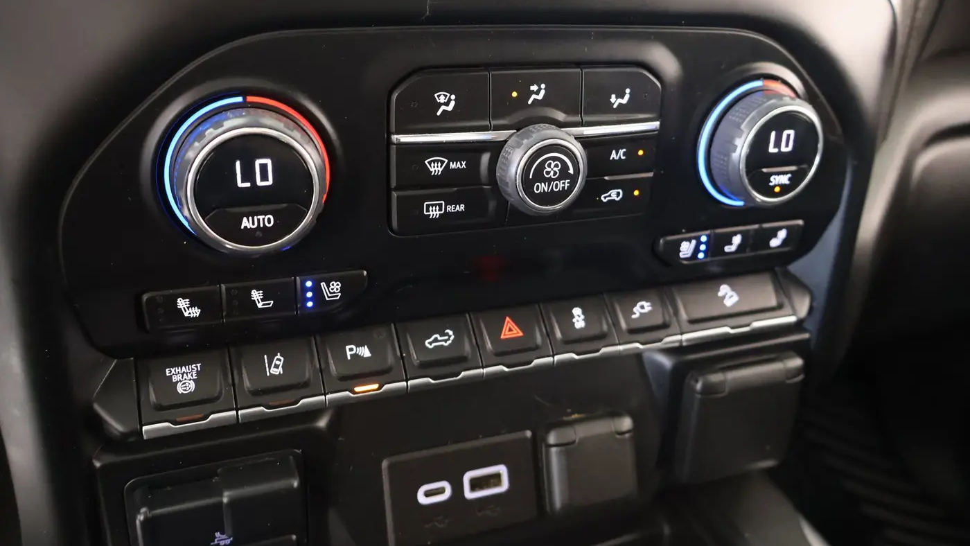 2022 Chevrolet Silverado 3500HD LTZ