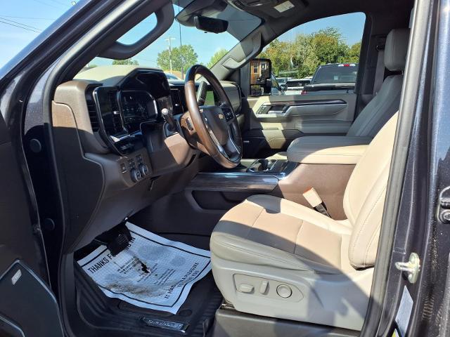 2024 Chevrolet Silverado Hd - $59,900