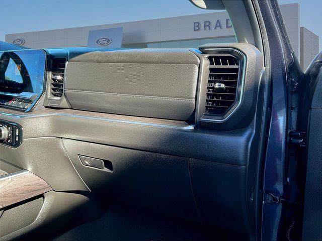 2024 Chevrolet Silverado Hd - $54,525