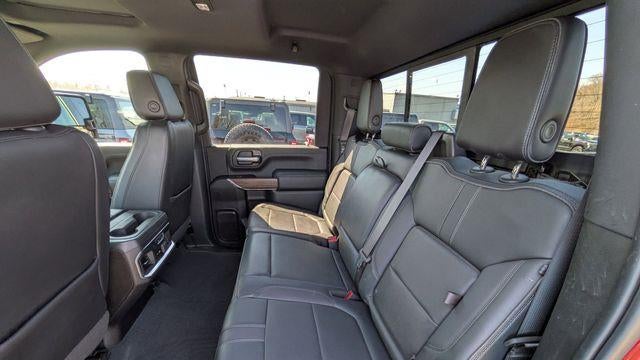 2023 Chevrolet Silverado 3500HD High Country