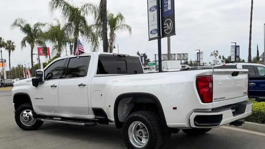2021 Chevrolet Silverado 3500HD High Country
