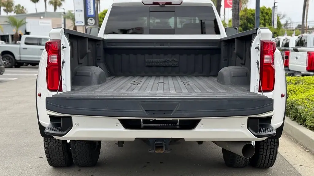 2021 Chevrolet Silverado 3500HD High Country