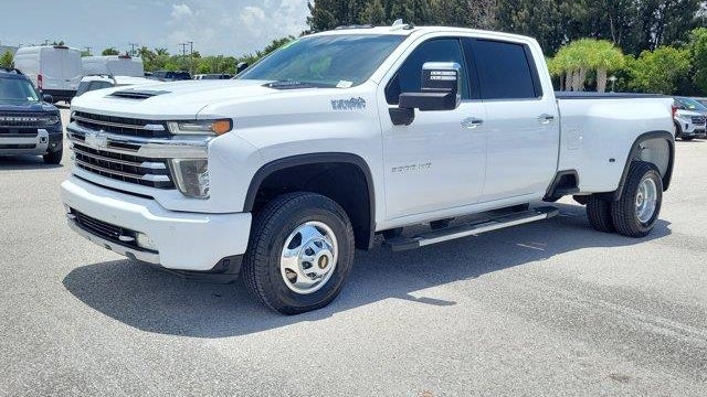 2022 Chevrolet Silverado 3500HD High Country