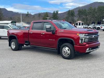 2022 Chevrolet Silverado 3500HD 4X4 High Country 4DR Crew Cab SB SRW