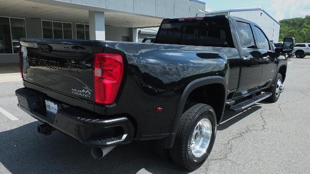 2023 Chevrolet Silverado 3500HD High Country