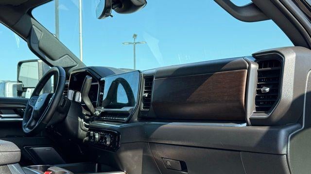 2024 Chevrolet Silverado 3500HD High Country