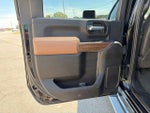 2022 Silverado 3500HD Thumbnail 17