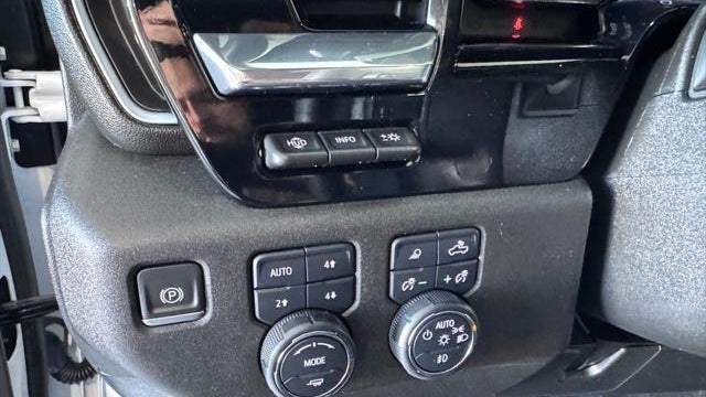 2024 Chevrolet Silverado 3500HD High Country