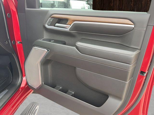 2024 Chevrolet Silverado Hd - $72,654