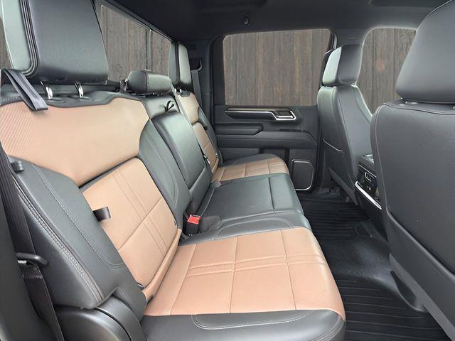 2024 Chevrolet Silverado Hd - $72,654