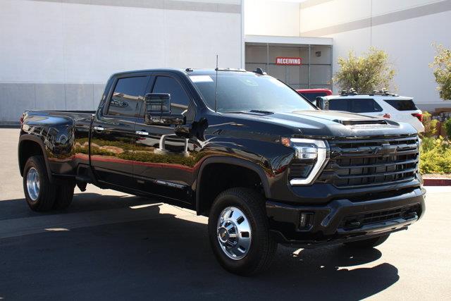 2024 Chevrolet Silverado Hd - $67,100