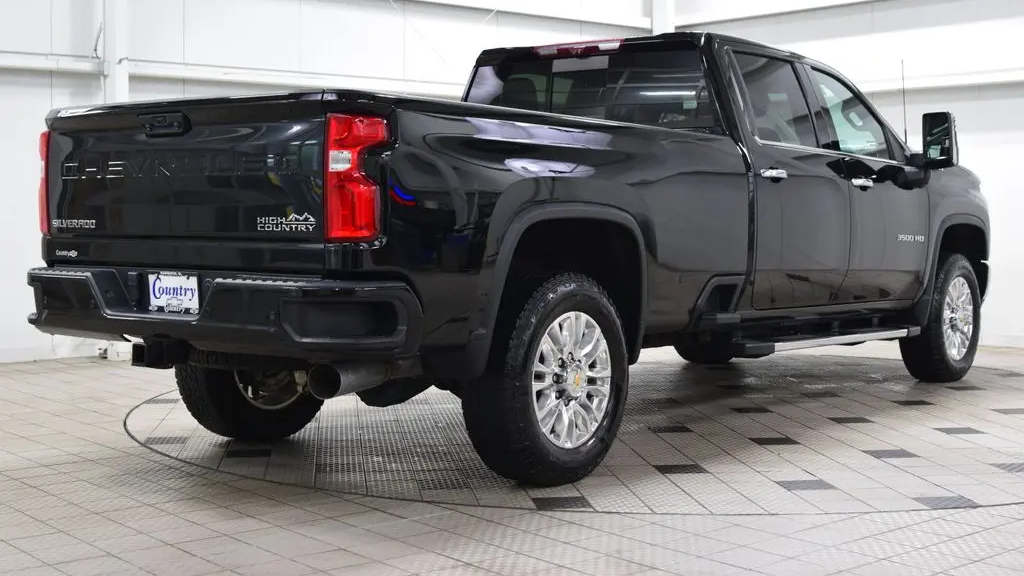 2022 Chevrolet Silverado 3500HD High Country