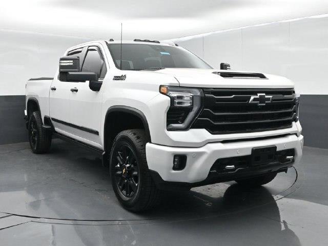 2024 Chevrolet Silverado Hd - $61,720