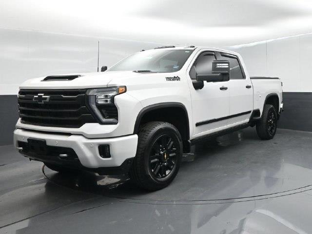 2024 Chevrolet Silverado Hd - $61,720
