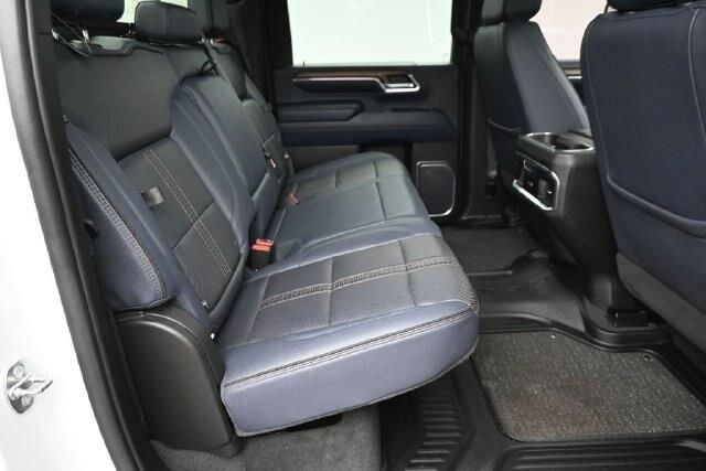 2024 Chevrolet Silverado Hd - $61,720