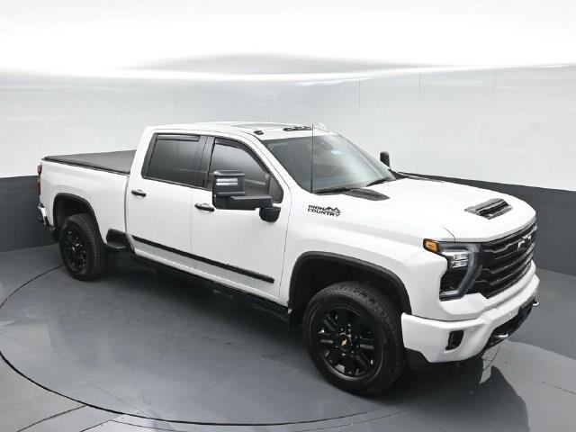 2024 Chevrolet Silverado Hd - $61,720