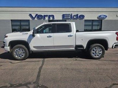 2024 Chevrolet Silverado 3500HD 4X4 High Country 4DR Crew Cab SB SRW