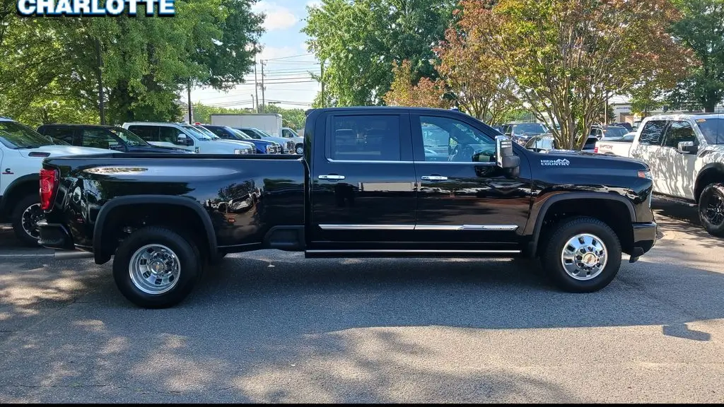 2024 Chevrolet Silverado 3500HD High Country