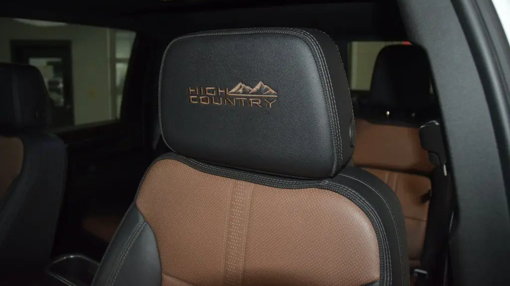 2024 Chevrolet Silverado 3500HD High Country
