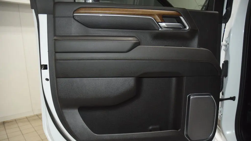 2024 Chevrolet Silverado 3500HD High Country