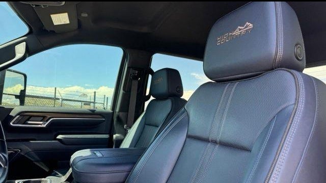 2024 Chevrolet Silverado 3500HD High Country