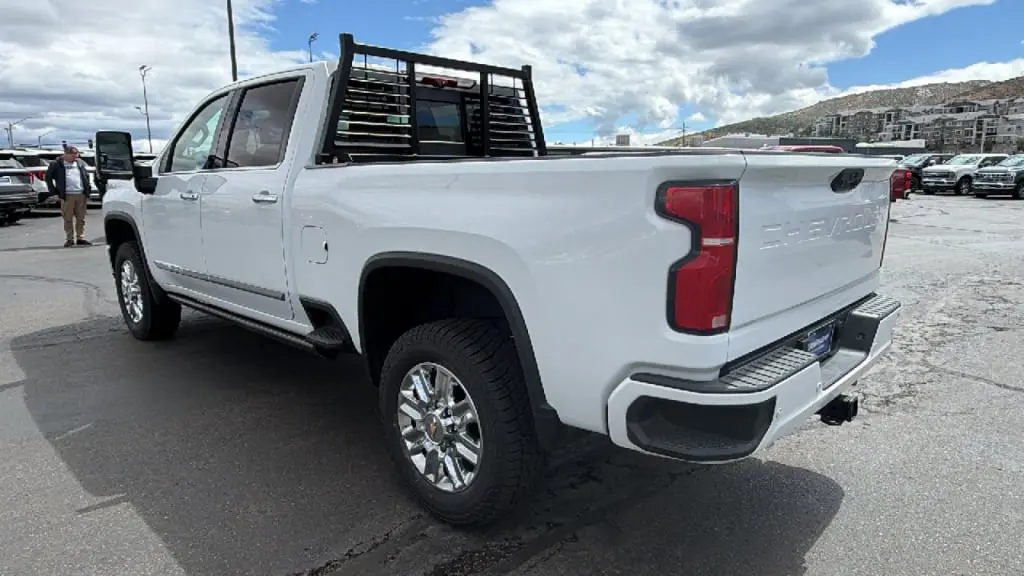 2024 Chevrolet Silverado 3500HD High Country