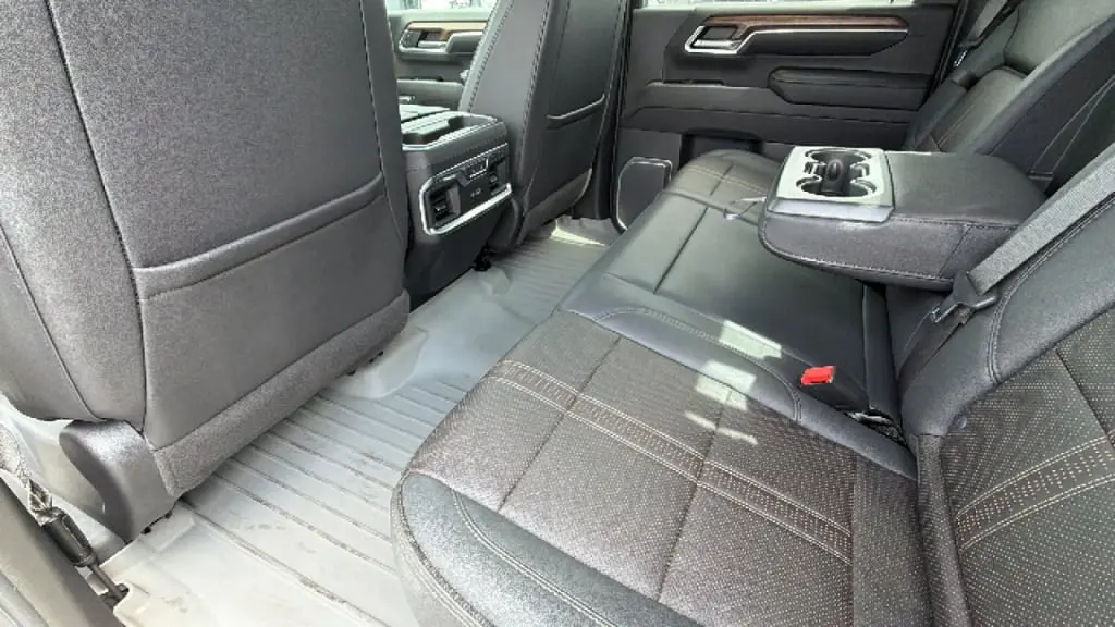 2024 Chevrolet Silverado 3500HD High Country