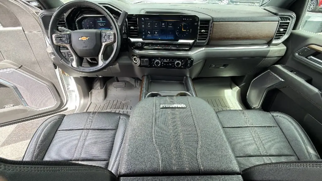 2024 Chevrolet Silverado 3500HD High Country