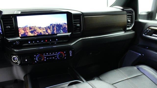 2024 Chevrolet Silverado 3500HD High Country