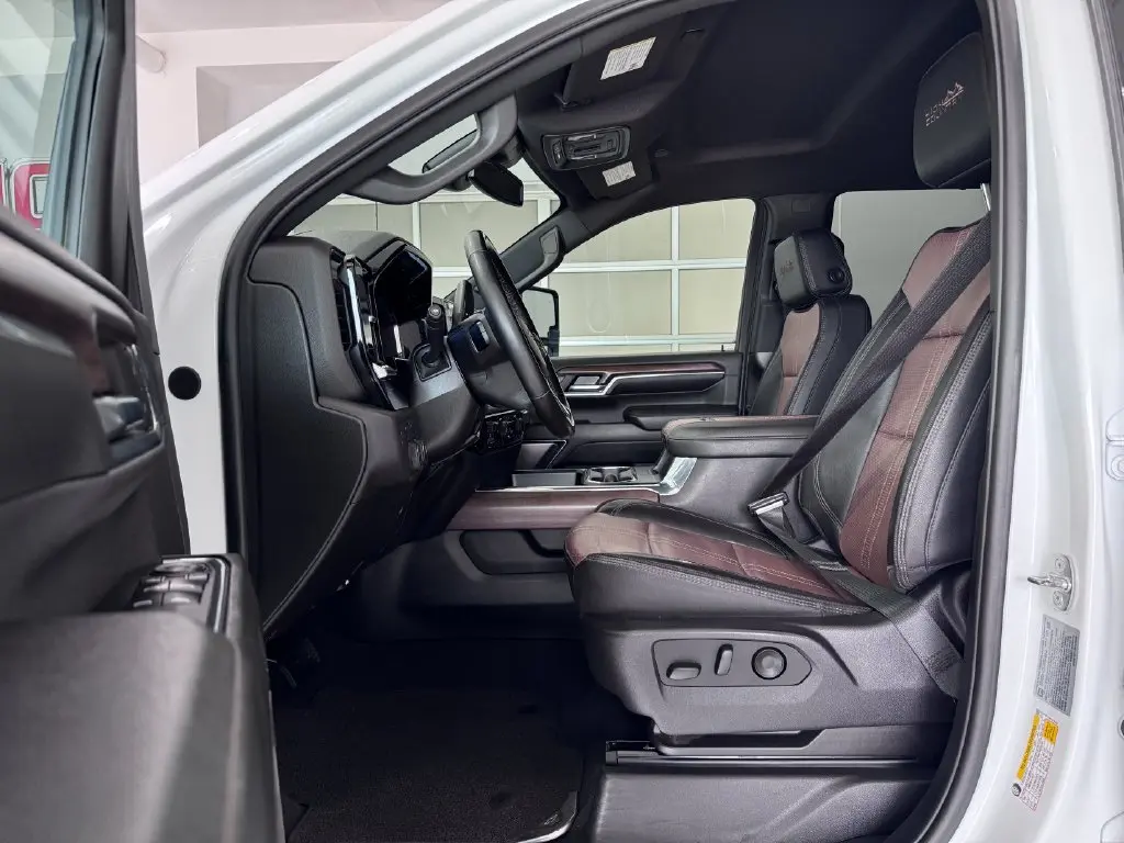 2024 Chevrolet Silverado Hd - $69,987