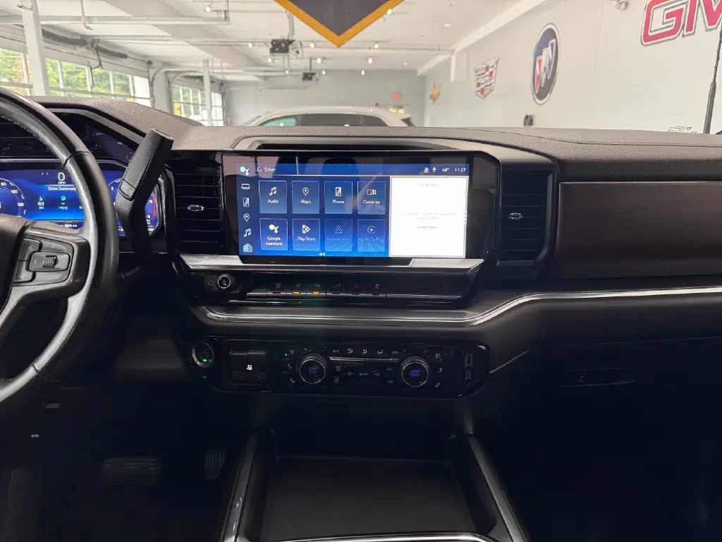 2024 Chevrolet Silverado Hd - $69,987