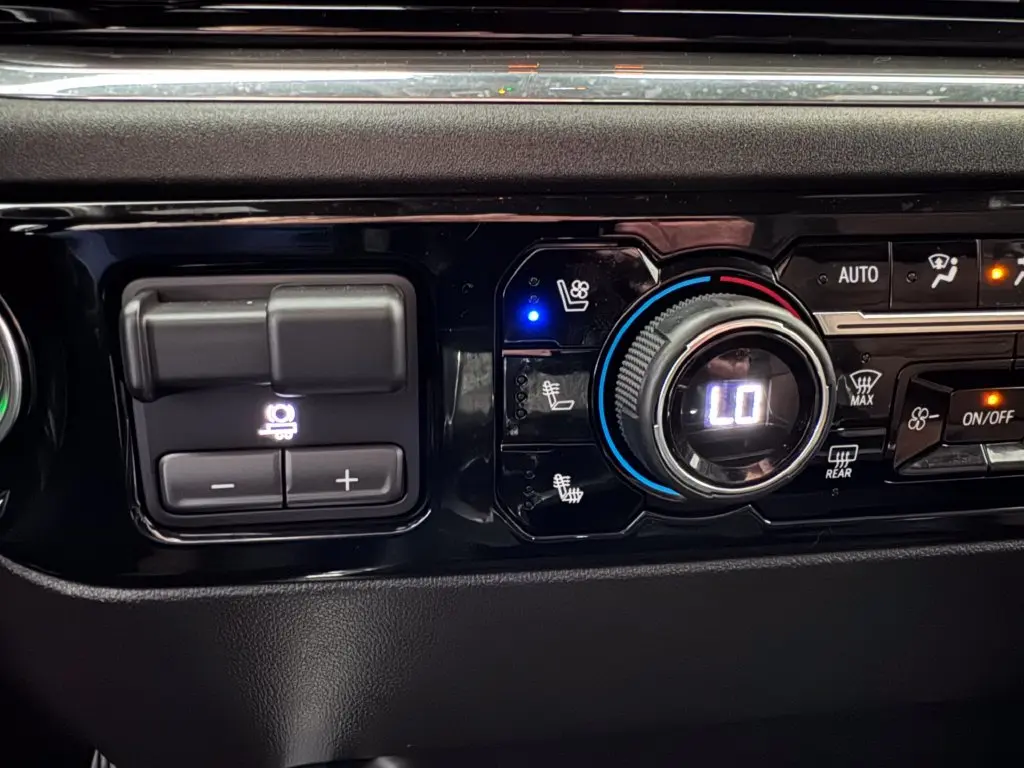 2024 Chevrolet Silverado Hd - $69,987