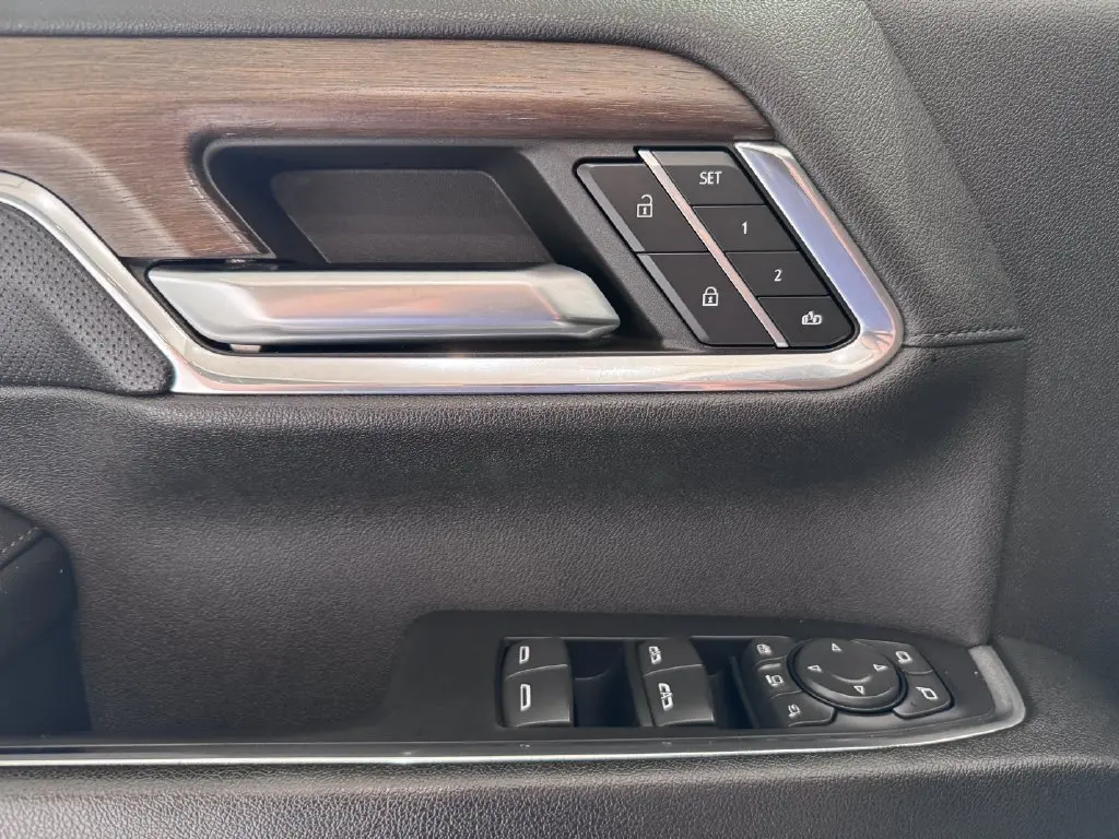 2024 Chevrolet Silverado Hd - $69,987