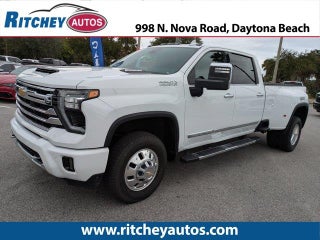 2024 Chevrolet Silverado 3500HD with Summit White Exterior