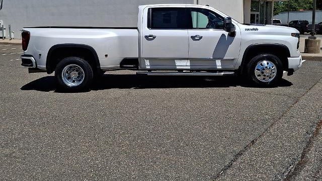 2024 Chevrolet Silverado 3500HD High Country