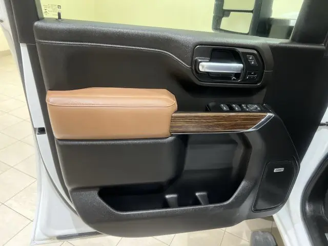2021 Chevrolet Silverado - $55,115