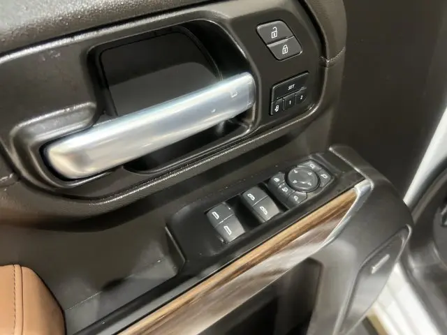 2021 Chevrolet Silverado - $55,115