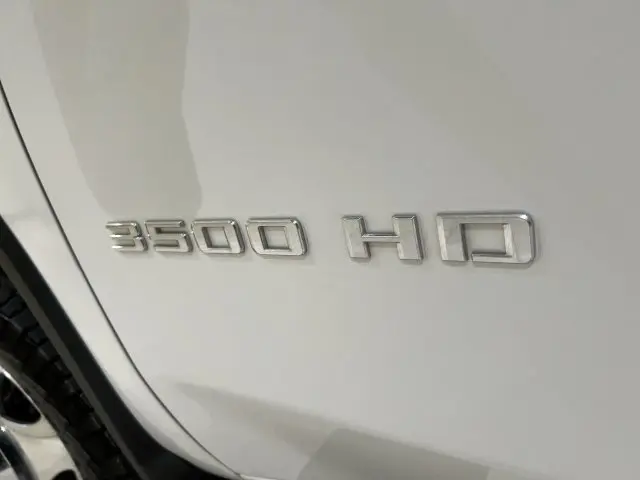 2021 Chevrolet Silverado - $55,115