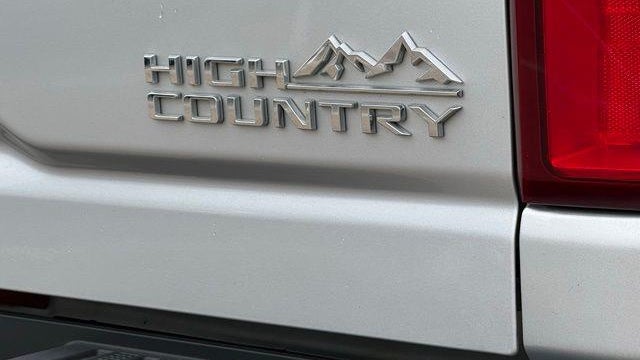 2022 Chevrolet Silverado 3500HD High Country