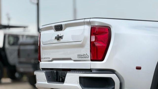 2022 Chevrolet Silverado 3500HD High Country
