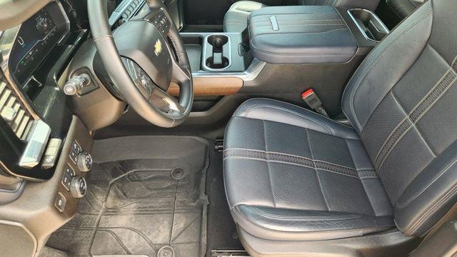 2024 Chevrolet Silverado 3500HD High Country
