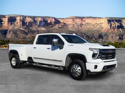 2024 Chevrolet Silverado 3500HD 4X4 High Country 4DR Crew Cab SB SRW