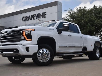 2024 Chevrolet Silverado 3500HD 4X4 High Country 4DR Crew Cab SB SRW