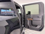 2022 Silverado 3500HD Thumbnail 28