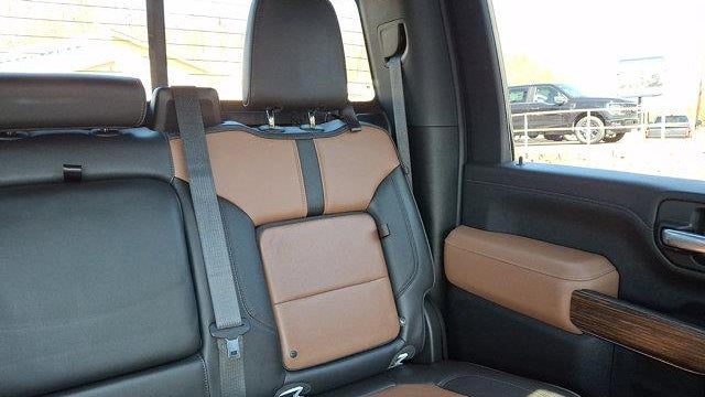 2023 Chevrolet Silverado 3500HD High Country