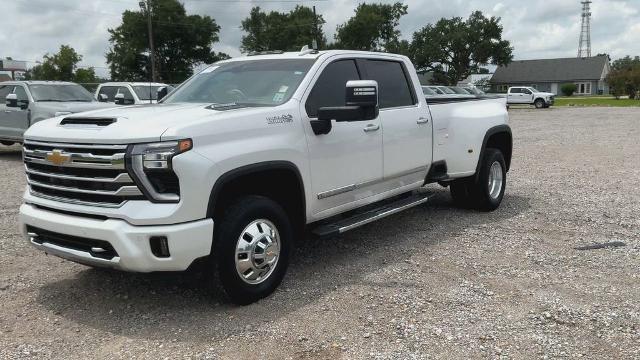 2024 Chevrolet Silverado 3500HD High Country