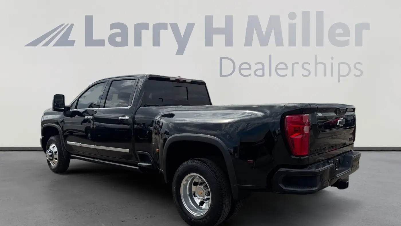 2024 Chevrolet Silverado 3500HD High Country