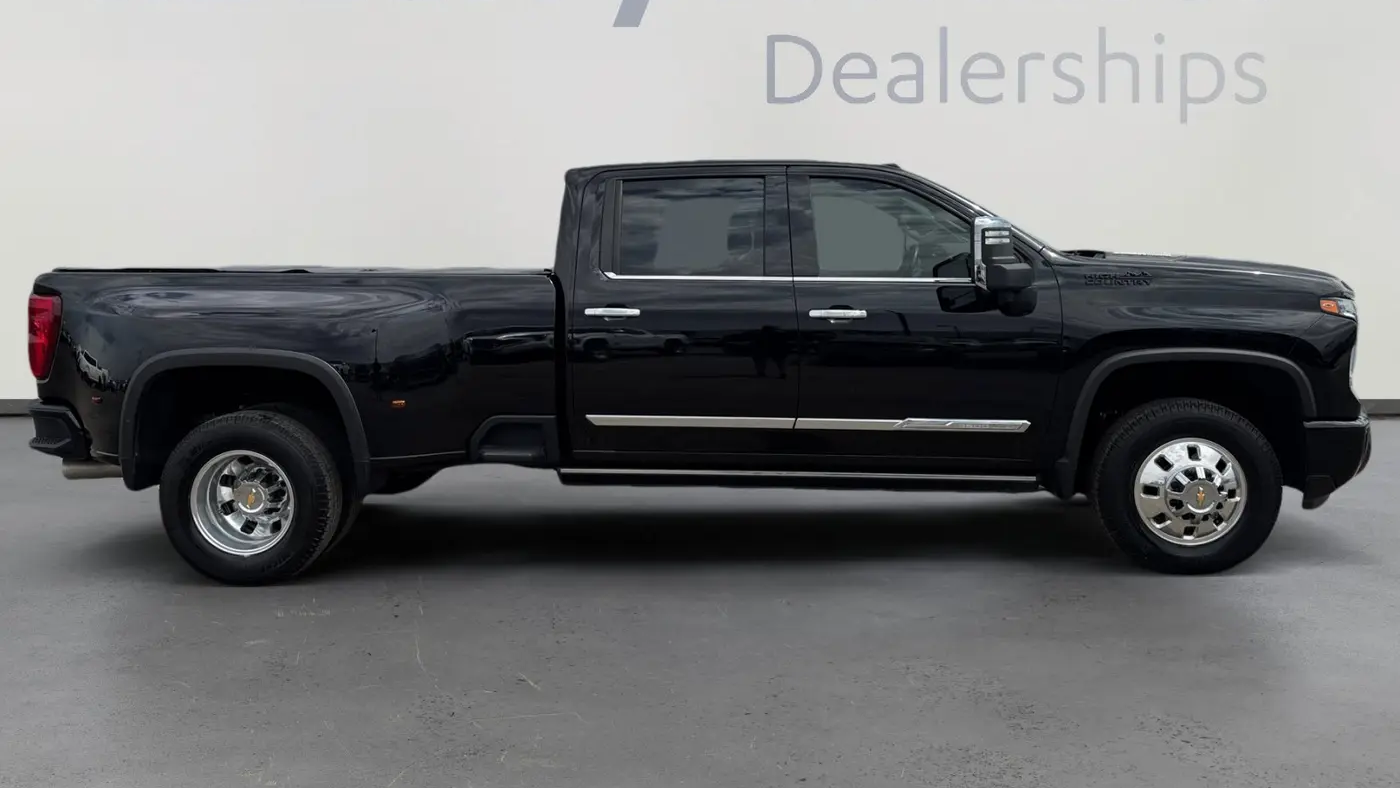 2024 Chevrolet Silverado 3500HD High Country